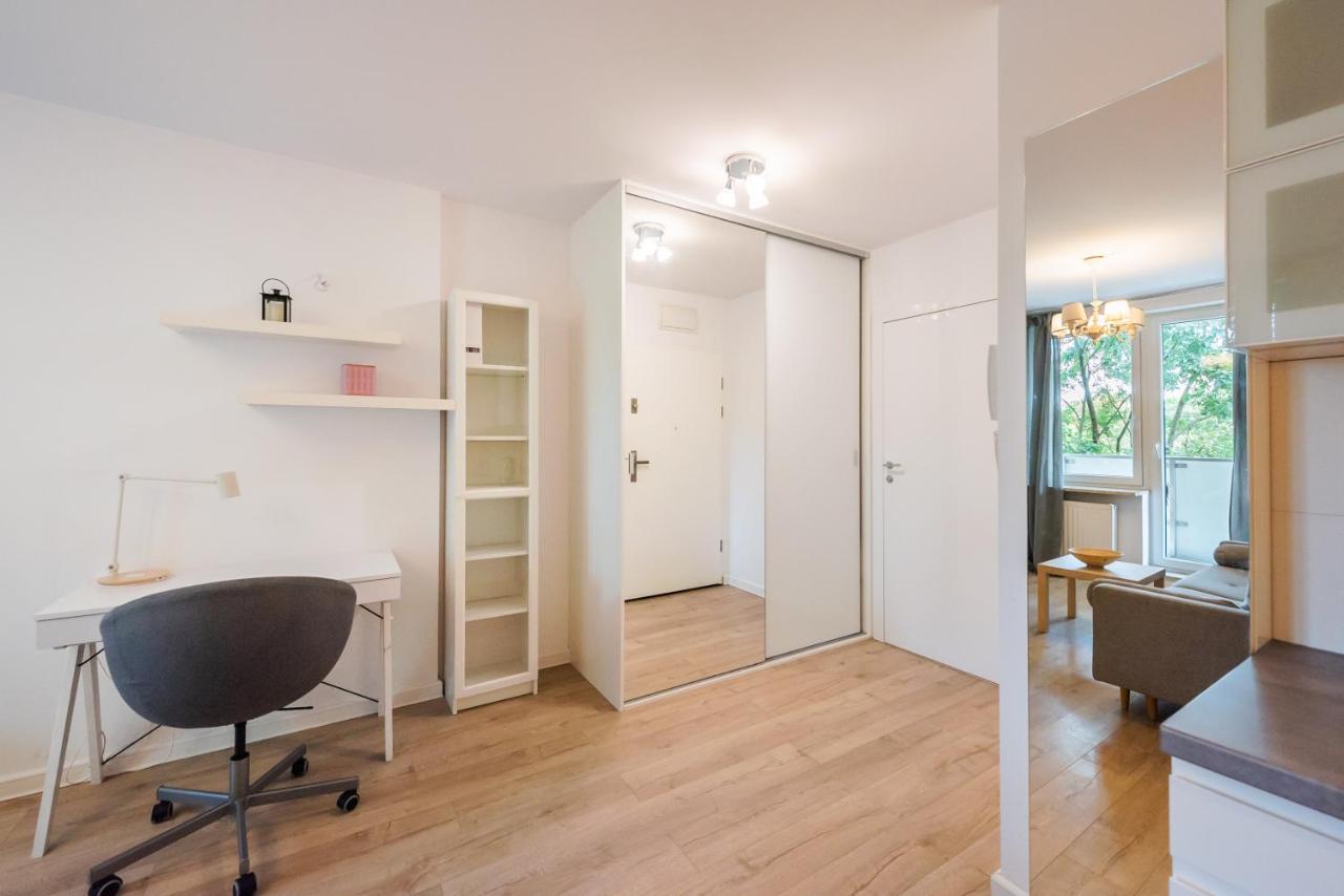 Sluzew Manhattan Place Apartment Warsaw Exterior photo